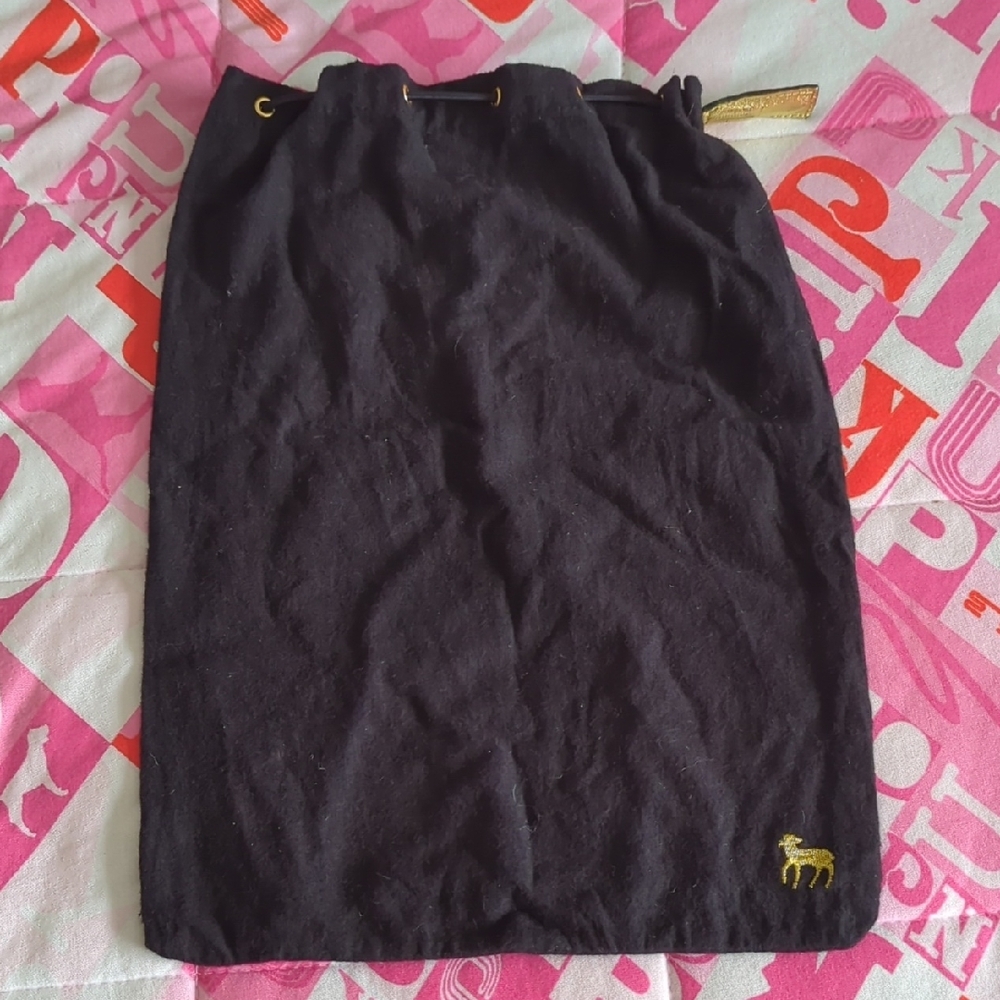 LAMB Dust Black Bag